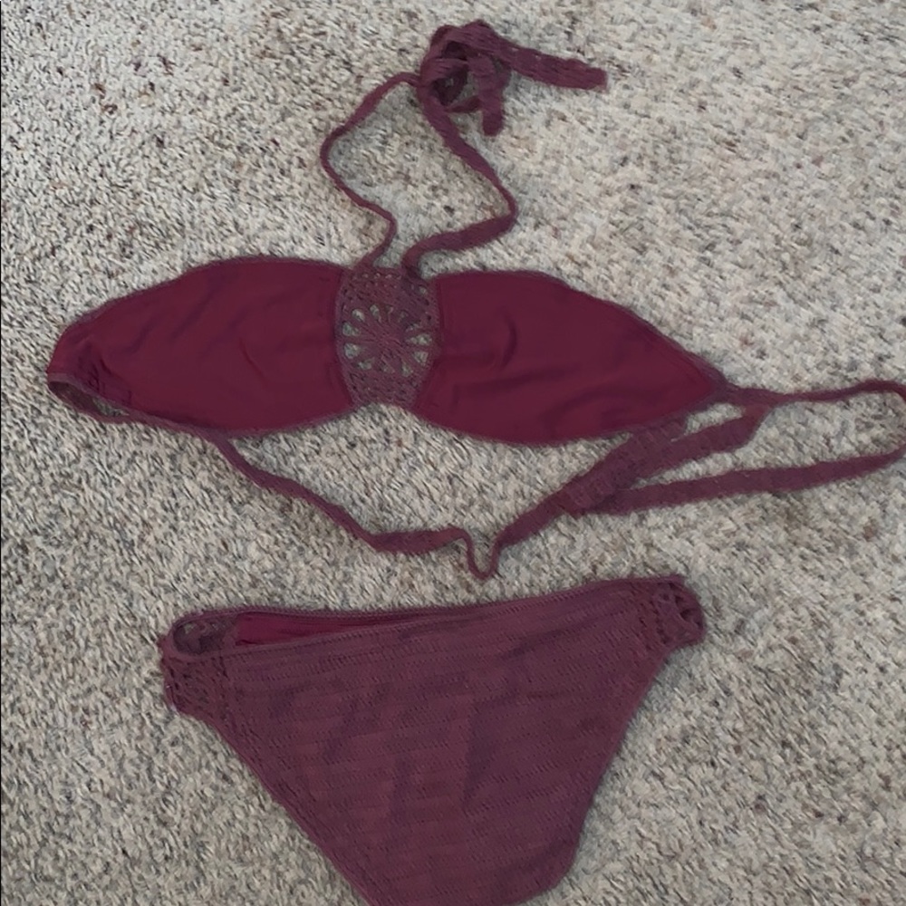 Bikini - Picture 4 of 4